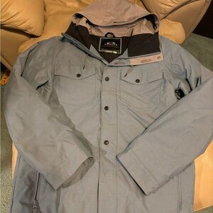 Oakley Men’s snow boarding jacket